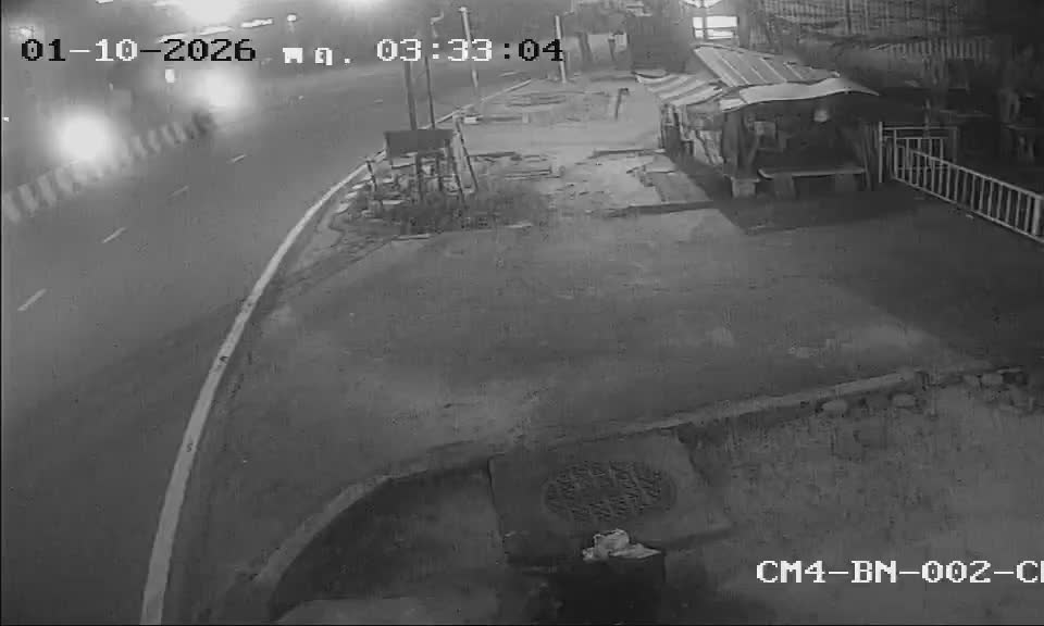 Latest picture from the Vacant lot beneath the Bang Na intersection overpass camera