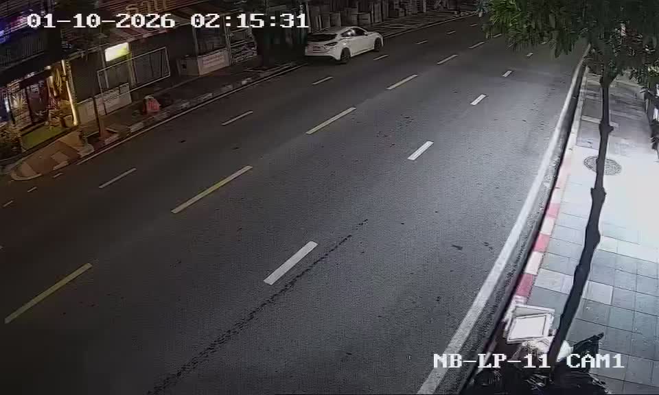 Latest picture from the Entrance to Soi Chok Chai 4 Soi 33 - CAM1 camera