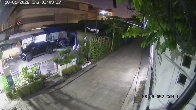 Latest picture from the Entrance to Soi Bearing 13-CAM1 camera